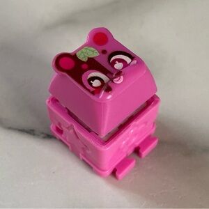 CLICKEEZ - Strawberry Treats - @xCHOCO_dip